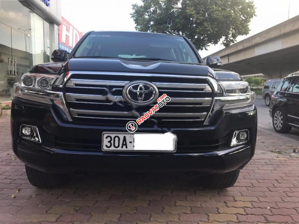 Bán xe Toyota Land Cruiser 4.6 V8 sản xuất 2016, màu đen, nhập khẩu-0