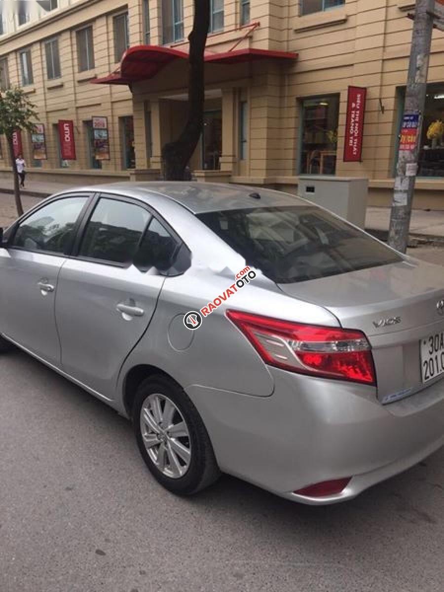 Bán Toyota Vios J đời 2014, màu bạc -0
