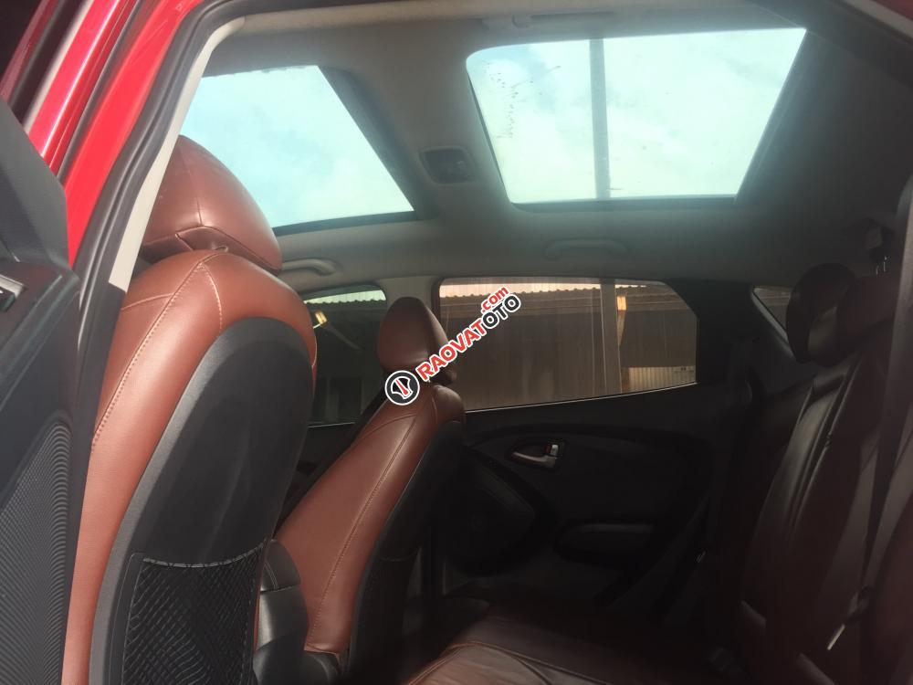 Bán ô tô Hyundai Tucson 4WD năm 2010, màu đỏ, nhập khẩu, biển TP, giá thương lượng-8