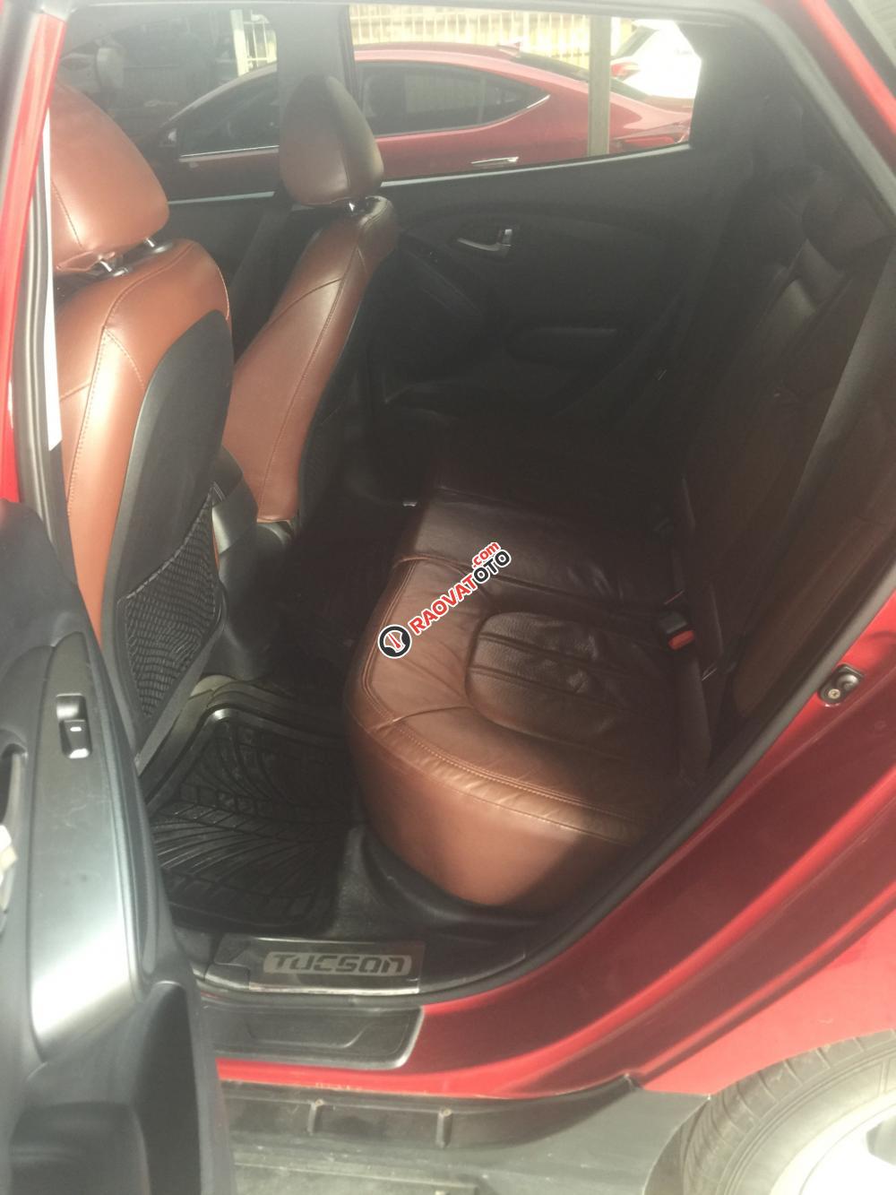 Bán ô tô Hyundai Tucson 4WD năm 2010, màu đỏ, nhập khẩu, biển TP, giá thương lượng-7