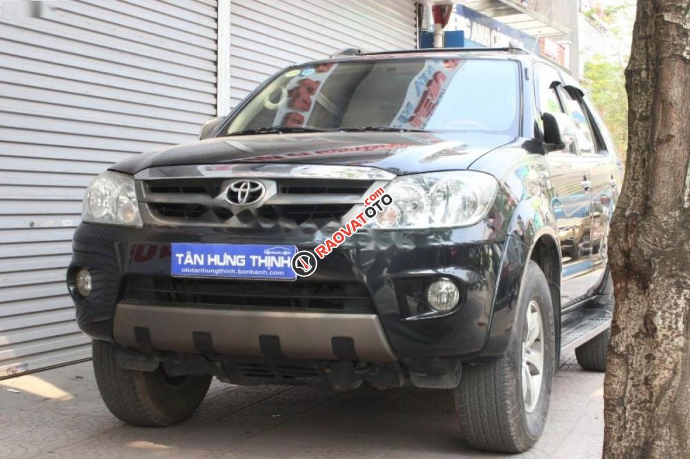 Chính chủ bán Toyota Fortuner SR5 đời 2007, màu đen, xe nhập-8