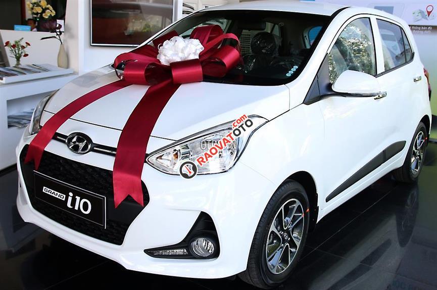 Bán ô tô Hyundai Grand i10 1.2AT số tự động sản xuất năm 2018, mới 100% đủ màu, CKD, giá chỉ 385 triệu-0