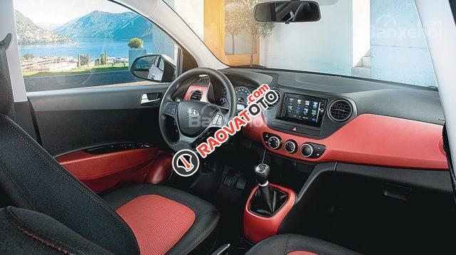 Bán ô tô Hyundai Grand i10 1.2AT số tự động sản xuất năm 2018, mới 100% đủ màu, CKD, giá chỉ 385 triệu-1