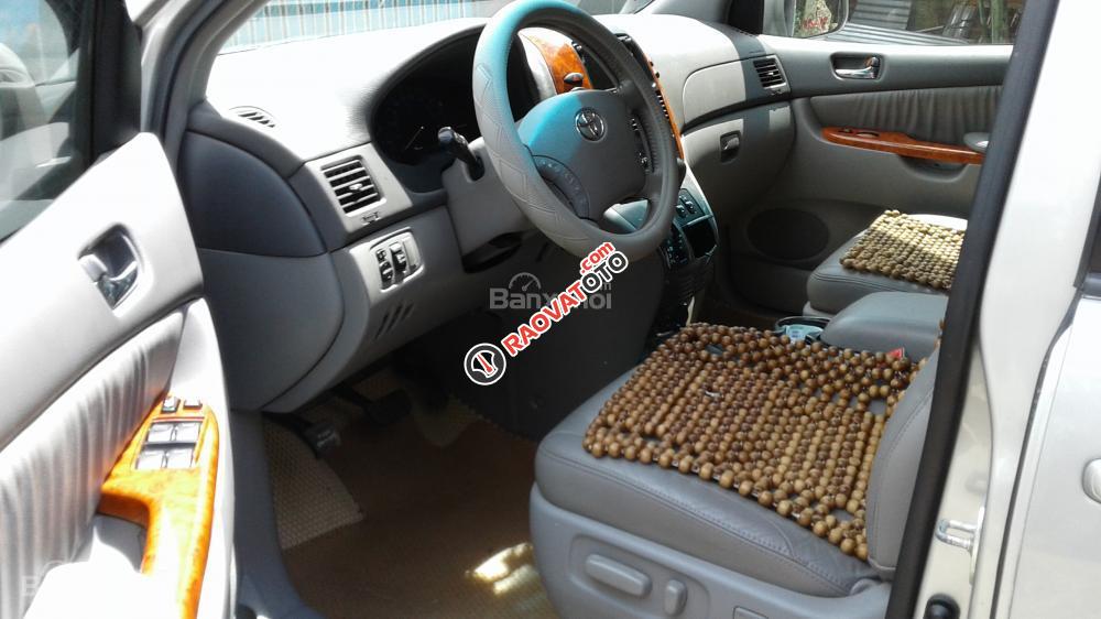 Cần bán xe Toyota Sienna XLE năm 2009, màu bạc, nhập khẩu chính hãng-7