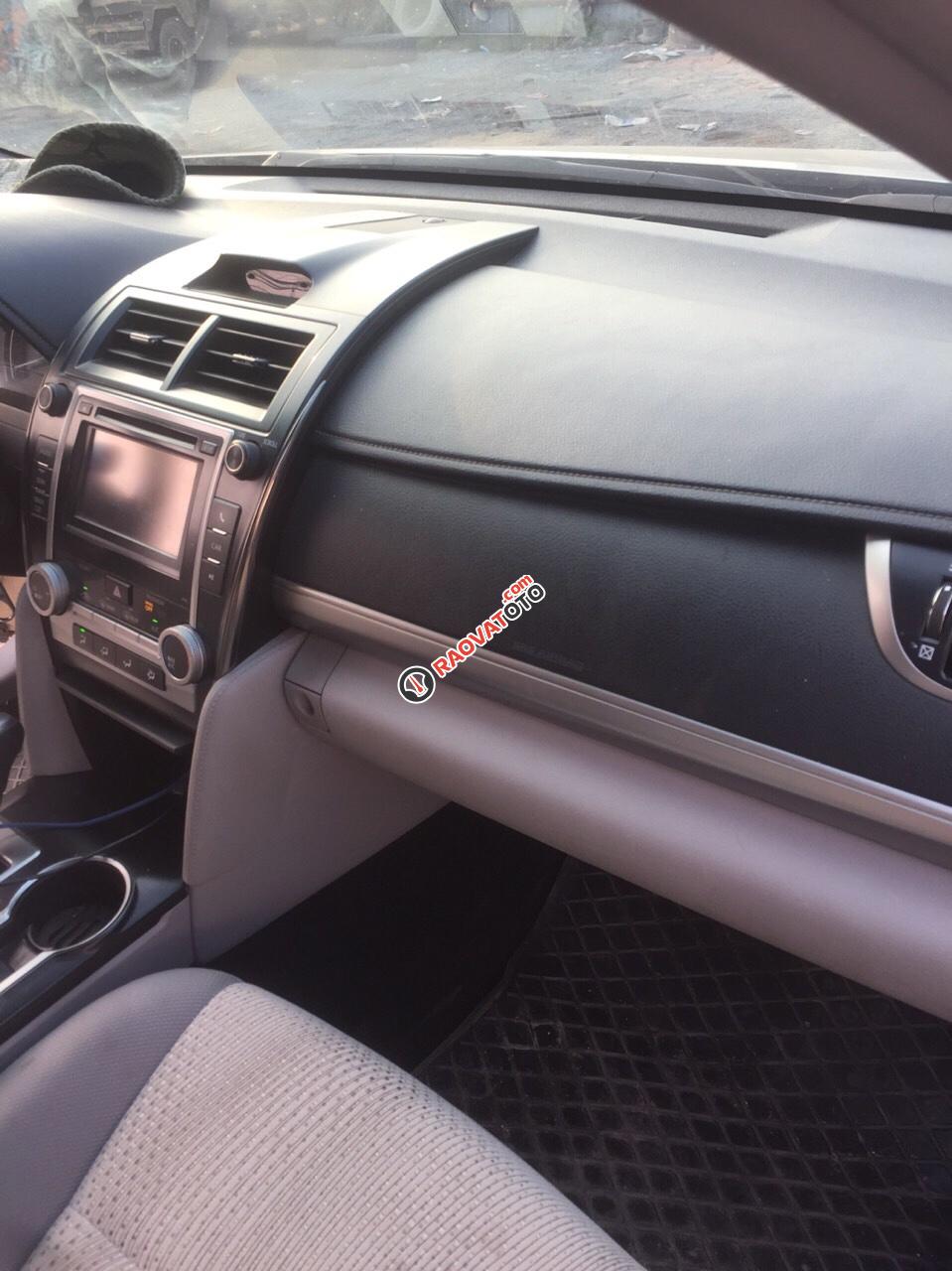 Bán ô tô Toyota Camry SE sản xuất 2013, màu vàng cát, nhập khẩu, 355tr-1