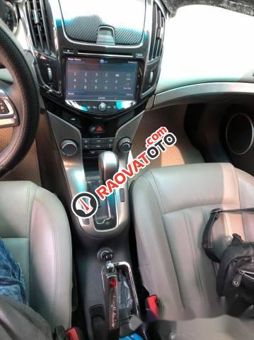 Cần bán xe Chevrolet Cruze AT sản xuất năm 2016, màu đen -1