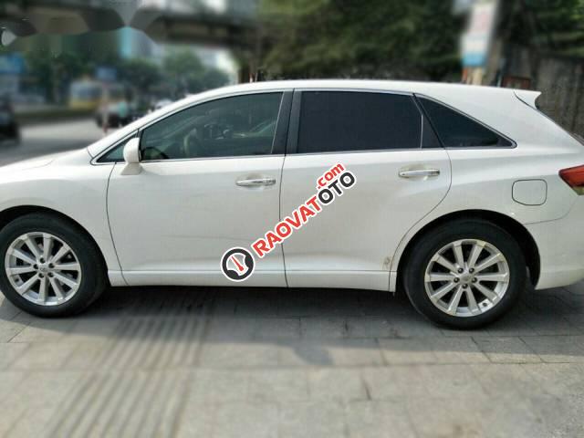 Bán ô tô Toyota Venza 2.7AT sản xuất năm 2010, màu trắng, nhập khẩu nguyên chiếc, giá tốt-1