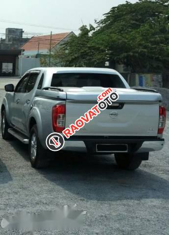 Bán xe Nissan Navara NP300 năm 2016, màu bạc-4