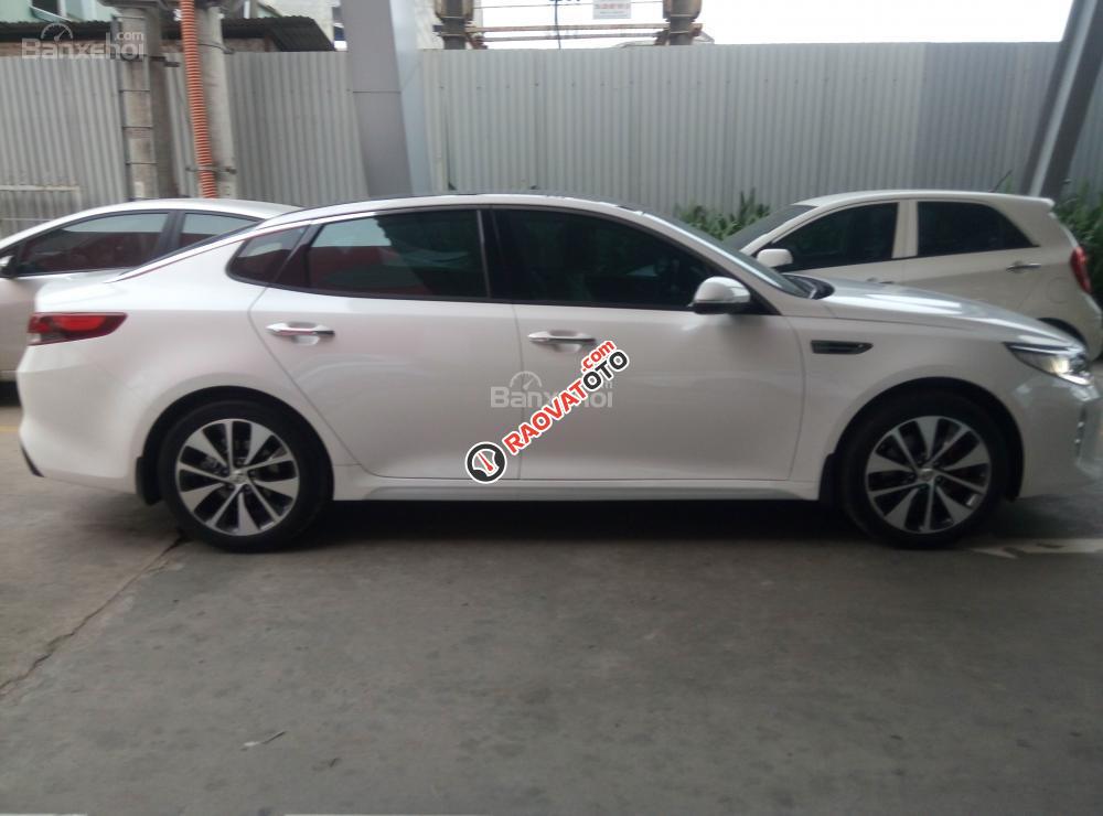 Kia Optima đời 2018, mẫu xe an toàn hiện đại, được nhiều người ưa chuộng-1