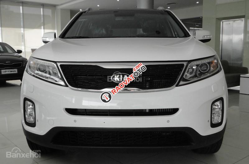 Bán ô tô Kia Sorento 2.4 AT, chiếc xe 7 chỗ đa dụng nhiều tiện nghi, phù hợp cho gia đình-4