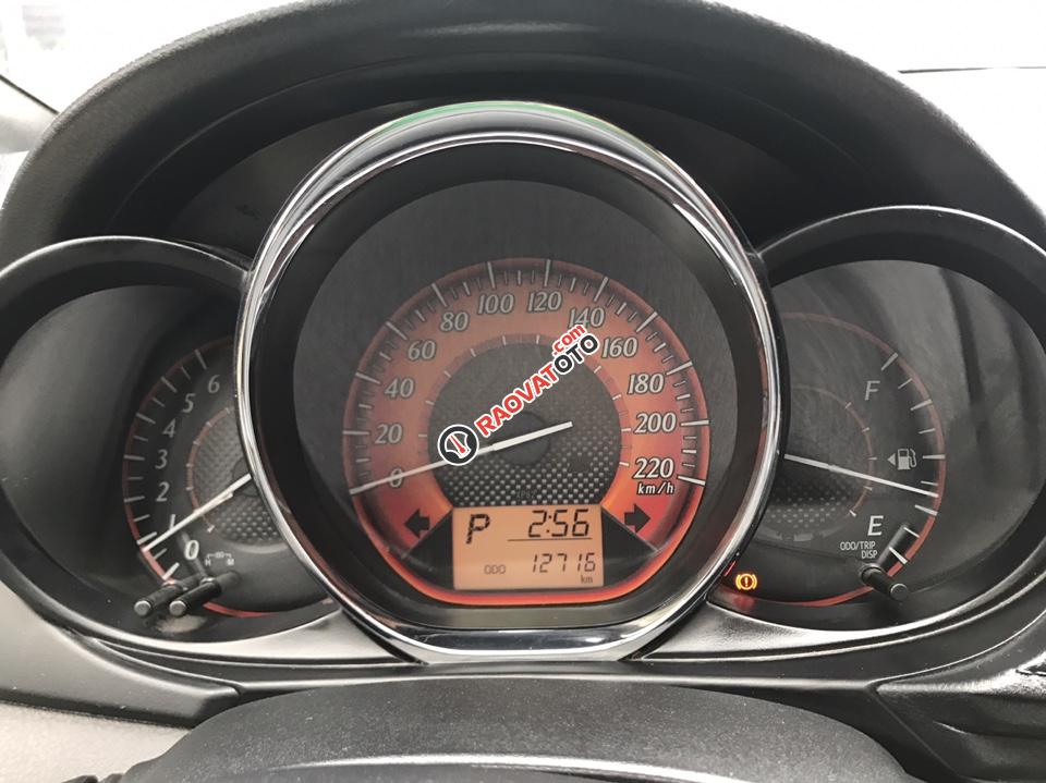 Toyota Yaris màu đỏ xe nhập khẩu sản xuất 2016, xe một chủ từ đầu, đi hơn 1 vạn xịn mới 99.9%-2