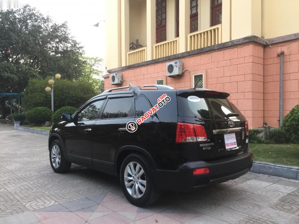 Cần bán xe Kia Sorento Limited đời 2010, màu đen, nhập khẩu nguyên chiếc, giá 675tr-5