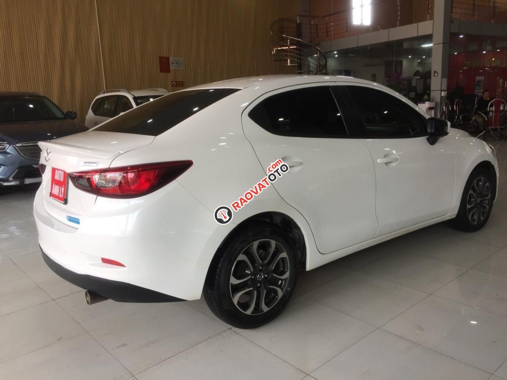 Cần bán xe Mazda 2 1.5, sản xuất năm 2016, màu trắng, giá tốt-7
