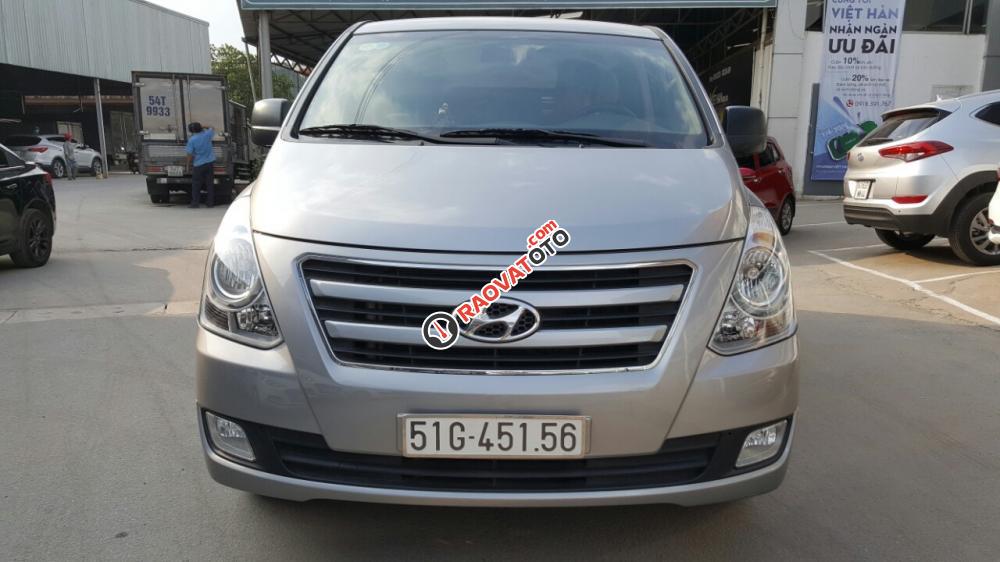 Bán Hyundai Starex 2.5MT, máy dầu nhập Hàn Quốc cuối 2017 biển Sài Gòn đi 9000km-9