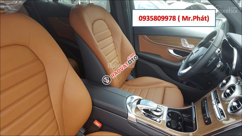 Bán xe GLC 250 giá cực tốt, nhiều màu giao ngay-4