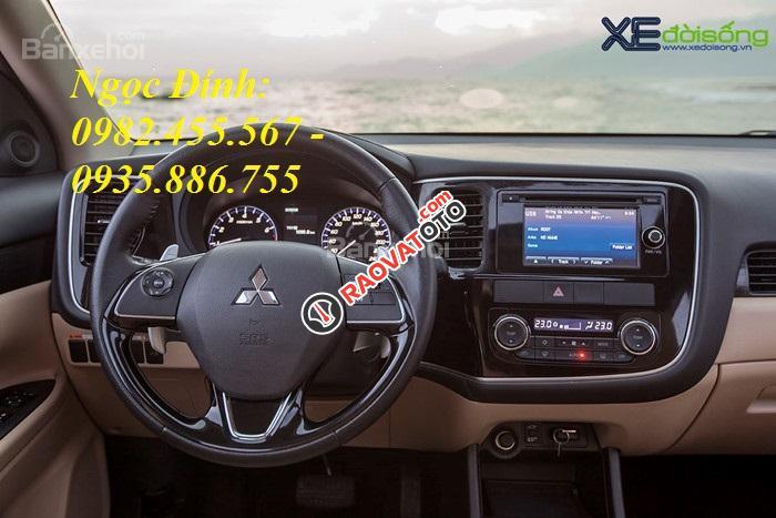 Bán gấp Outlander 2018 xe 7 chỗ, Xe Outlander bán giá 822,5 triệu-3