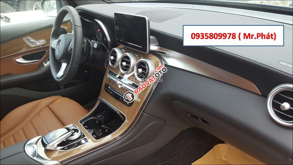Bán xe GLC 250 giá cực tốt, nhiều màu giao ngay-3