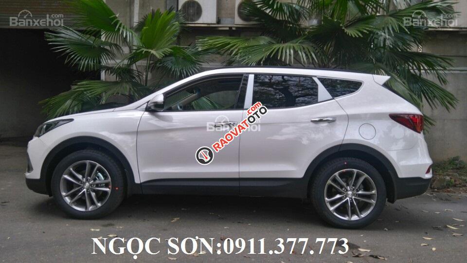 "Cực Hot tháng 4" Hyundai Santa Fe Đà Nẵng, xe nhập, hỗ trợ vay 90% giá trị xe, liên hệ Ngọc Sơn: 0911.377.773-0