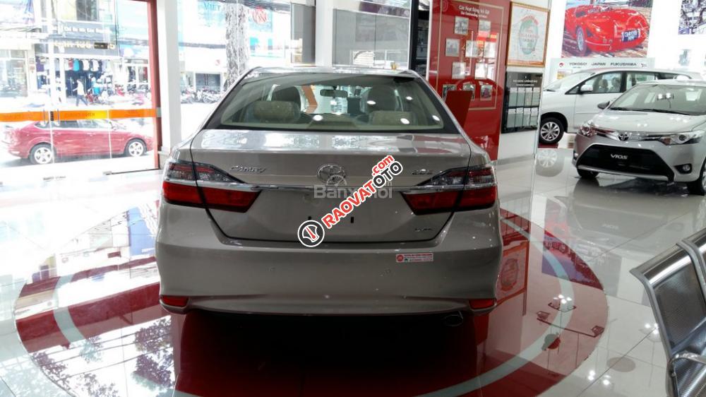 Bán Toyota Camry 2.0E giá ưu đãi, hỗ trợ vay 95% giá trị xe, giảm lên tới 32 triệu-2