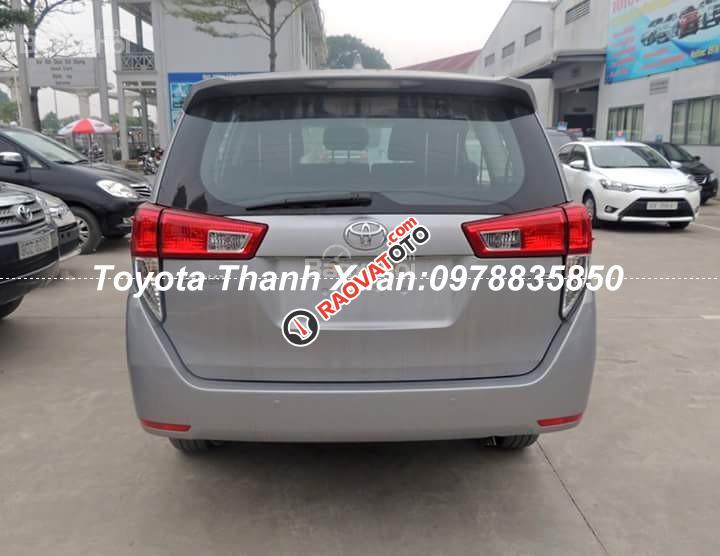 Toyota Thanh Xuân bán xe Toyota Innova 2.0 E đời 2018 đủ màu, giao xe ngay, giá tốt nhất. LH ngay 0978835850-0