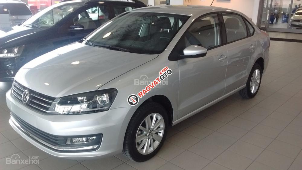 Volkswagen Polo Sedan GP, màu bạc, nhập Đức. Tặng BHVC+dán 3M, LH Hương 0902.608.293-7