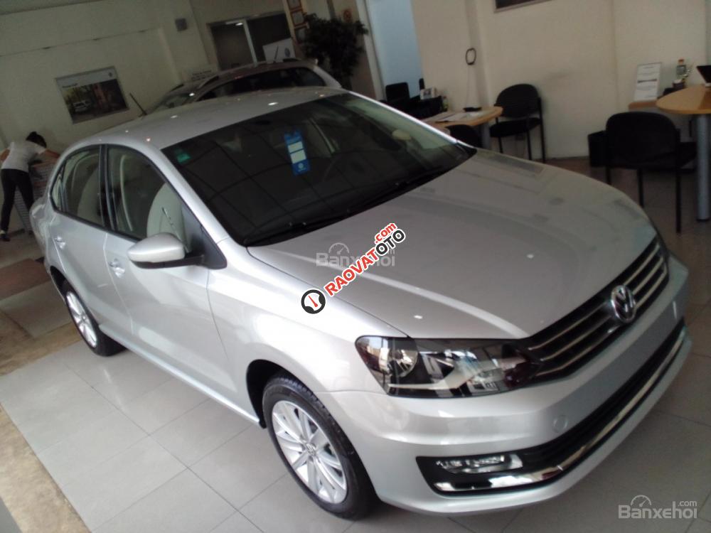 Volkswagen Polo Sedan GP, màu bạc, nhập Đức. Tặng BHVC+dán 3M, LH Hương 0902.608.293-8