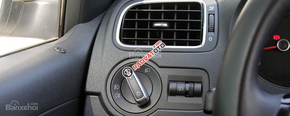 Volkswagen Polo Sedan GP, màu bạc, nhập Đức. Tặng BHVC+dán 3M, LH Hương 0902.608.293-5