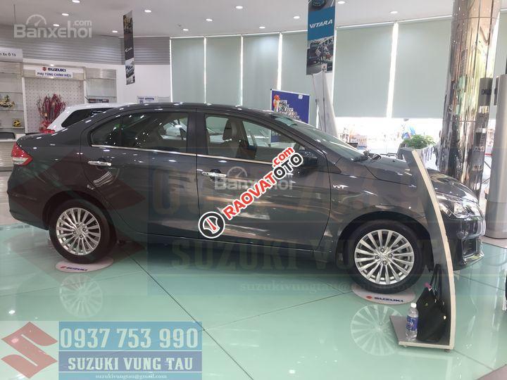 Suzuki Ciaz, màu xám- Tặng gói phụ kiện khủng khi đặt xe-0