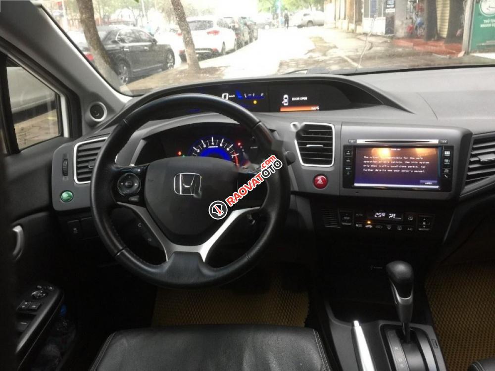 Cần bán Honda Civic 2.0 đời 2016, màu trắng, giá 680tr-0