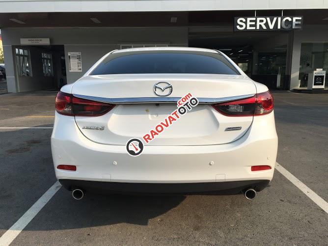 Bán Mazda 6 2.5l sản xuất 2016, màu trắng, 809 triệu có xe giao ngay tại 189 Nguyễn Oanh, Gò Vấp, TPHCM-0