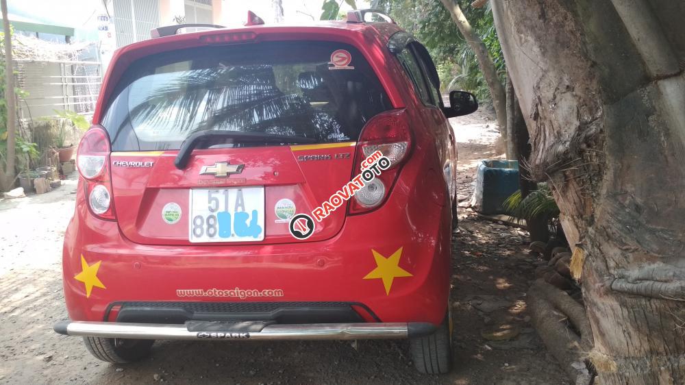 Spark 2014 số tự động, bản đặc biệt Zest-1