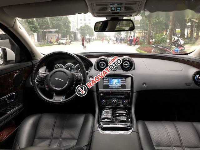 Bán Jaguar XJ đời 2015, màu trắng, nhập khẩu-1
