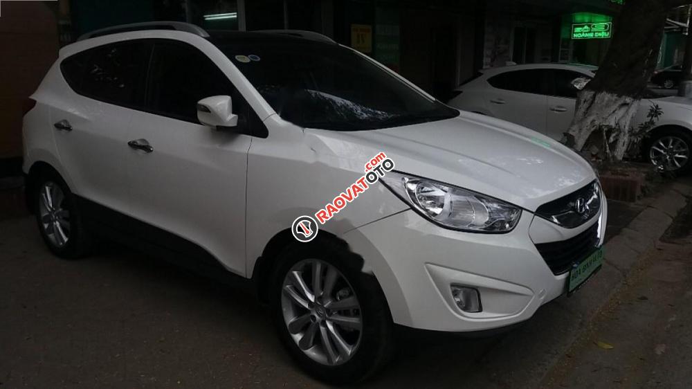 Bán Hyundai Tucson 4WD đời 2011, màu trắng, nhập khẩu chính chủ giá cạnh tranh-4