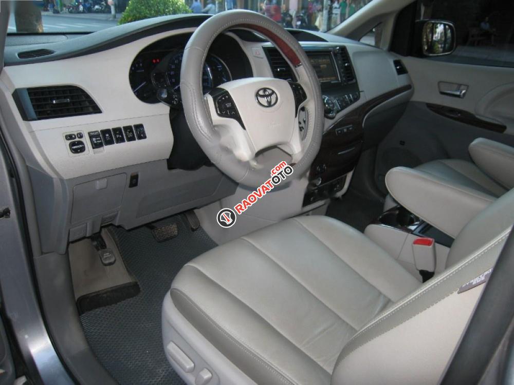 Bán xe Toyota Sienna 3.5 Limited đời 2014, màu bạc, nhập khẩu nguyên chiếc-5