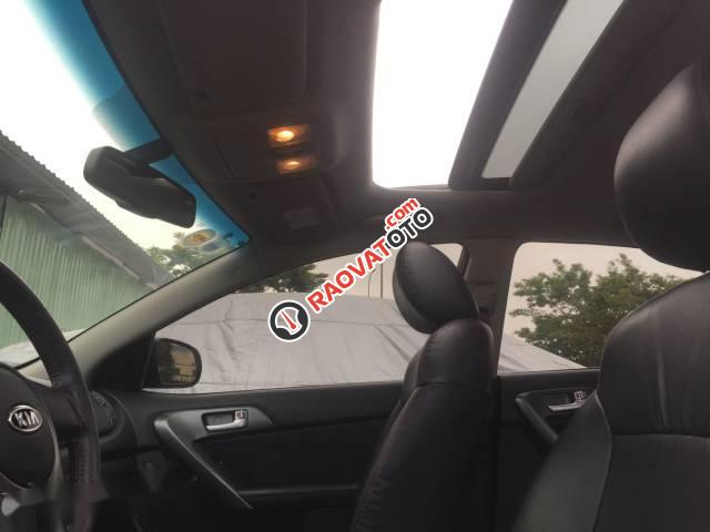 Cần bán xe Kia Forte 1.6 sản xuất 2011, màu bạc chính chủ giá cạnh tranh-3