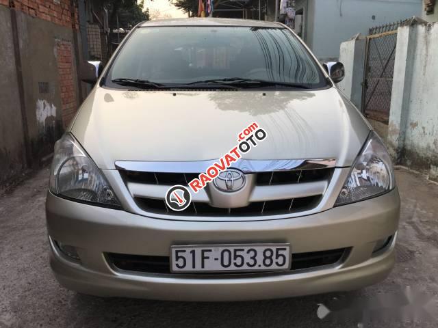 Bán Toyota Innova G 2.0 năm 2007 số sàn, giá tốt-0