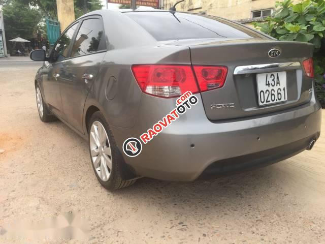 Cần bán xe Kia Forte 1.6 sản xuất 2011, màu bạc chính chủ giá cạnh tranh-4