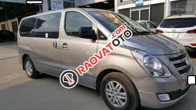 Bán xe Hyundai Starex 2.5MT đời 2017, màu xám (ghi), xe nhập, giá tốt-5