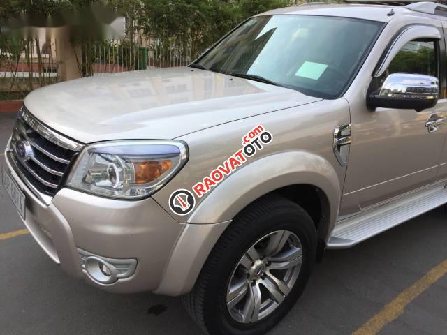 Cần bán xe Ford Everest 2.5AT sản xuất năm 2010, màu bạc-5