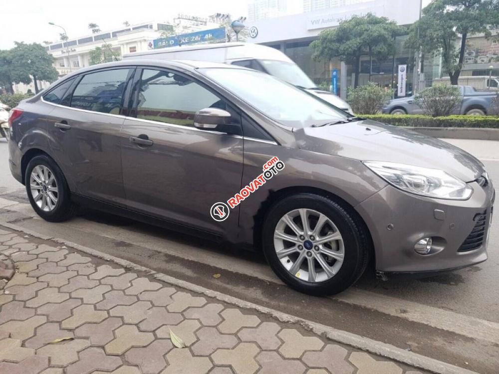 Cần bán lại xe Ford Focus 2.0 sản xuất 2015, màu xám chính chủ-9