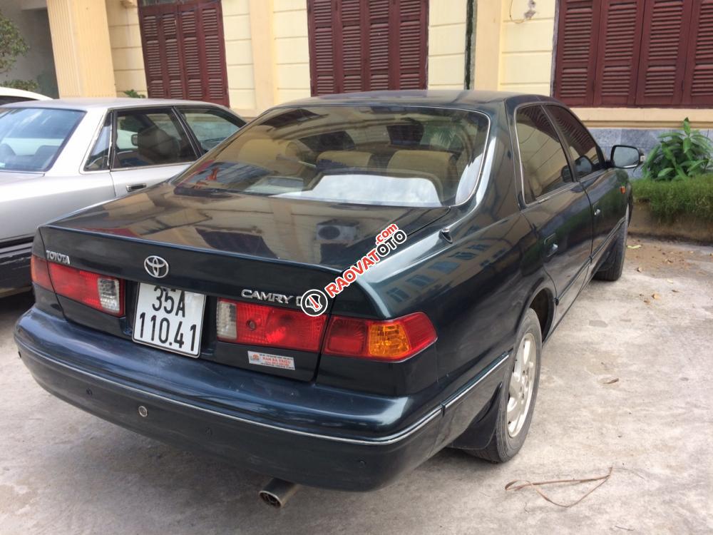Cần bán Toyota Camry GLI sản xuất năm 1998, màu xanh lam, xe nhập khẩu-1