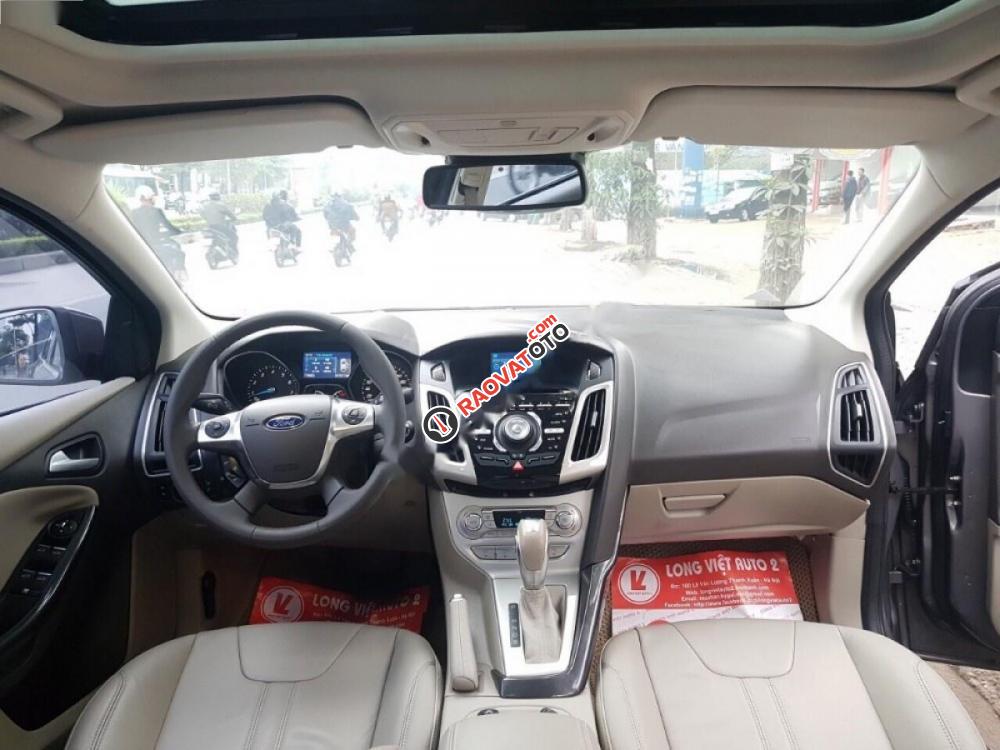 Cần bán lại xe Ford Focus 2.0 sản xuất 2015, màu xám chính chủ-3