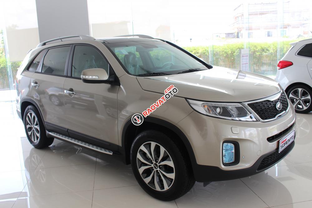 Cần bán Kia Sorento SX 2016, màu vàng, máy dầu - số sàn, giá tốt 844tr - LH: Nguyệt 0938805546-16