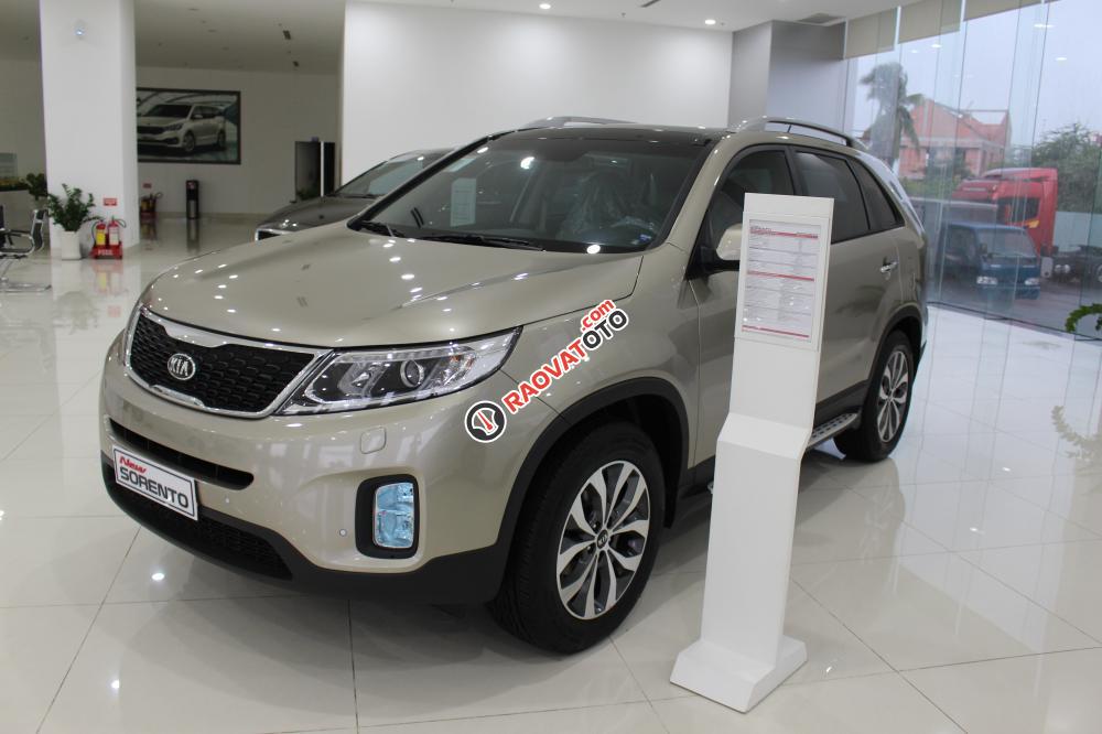 Cần bán Kia Sorento SX 2016, màu vàng, máy dầu - số sàn, giá tốt 844tr - LH: Nguyệt 0938805546-18