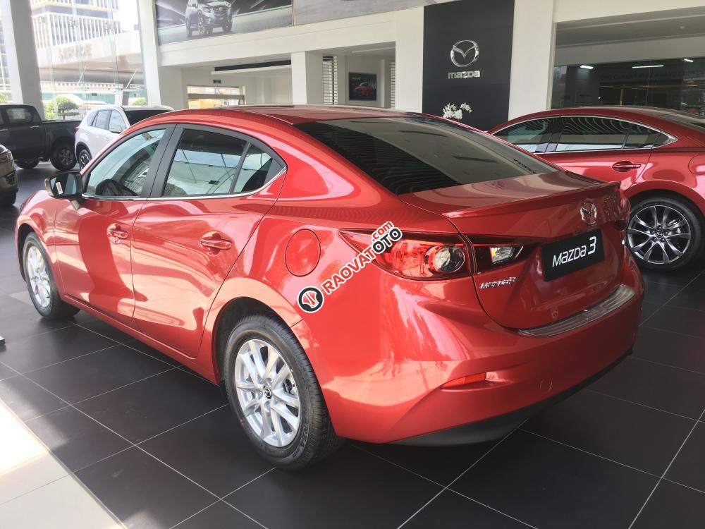 Bán Mazda 3 Facelift giá bán chỉ từ 659 triệu, trả góp lấy xe luôn chỉ với 150tr, LH 0971.694.688-2