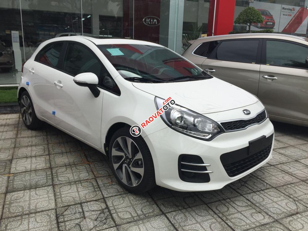 Bán xe Kia Rio Hatchback, nhập khẩu, nhiều ưu đãi hấp dẫn, đời 2016-7