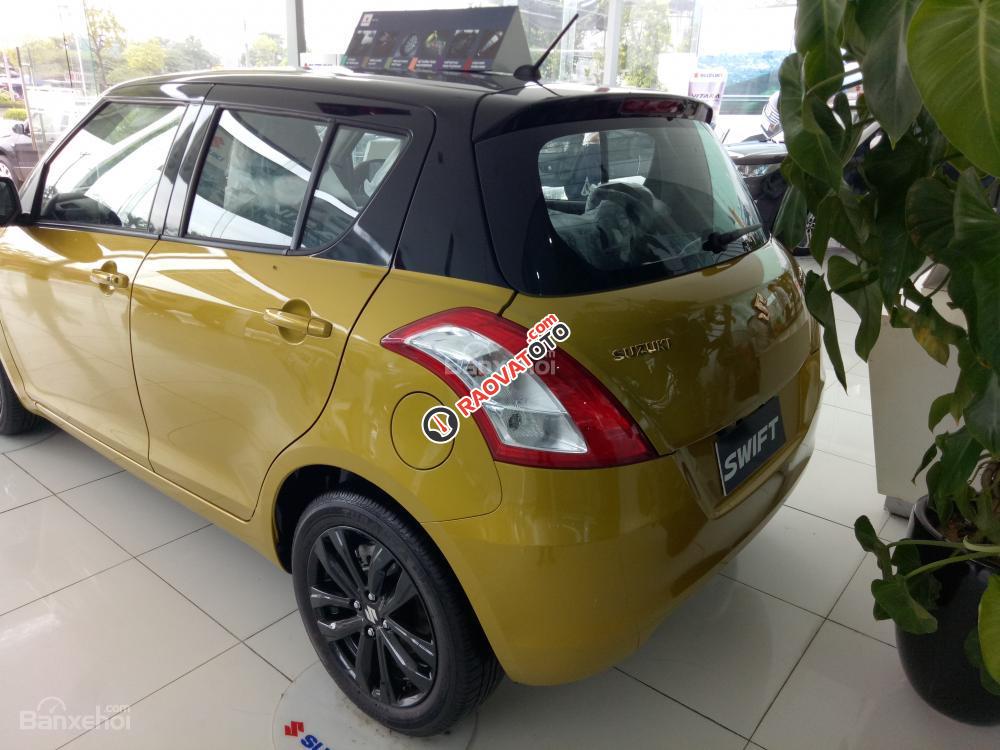 Bán Suzuki Swift 2017, miễn phí đăng kí, đăng kiểm - LH: 0985.547.829-2