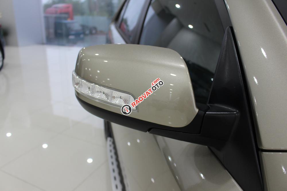 Cần bán Kia Sorento SX 2016, màu vàng, máy dầu - số sàn, giá tốt 844tr - LH: Nguyệt 0938805546-17