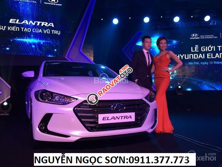 "Siêu giảm" Bán xe Hyundai Elantra Đà Nẵng, giá 549 triệu trả góp 90% xe, LH Ngọc Sơn: 0911.377.773-0