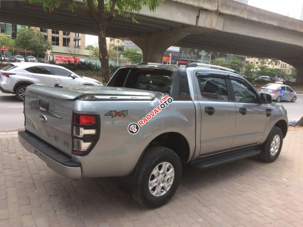 Chính chủ bán xe Ford Ranger XLS 4x2 AT đời 2015, màu xám, nhập khẩu-2